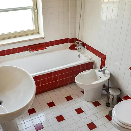 Apta Mihi ויקו אקוונסה